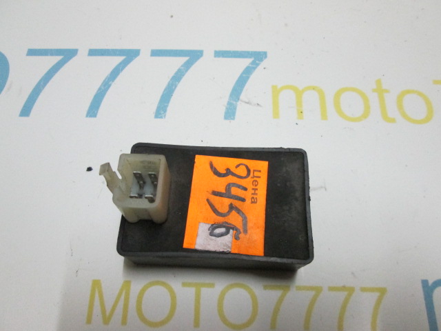 Комутатор на 1 фишкы 4 провода Honda Dio Cesta AF 34-35 