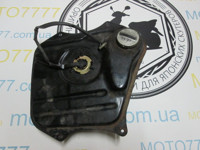 Бензобак Honda Dio  AF 34