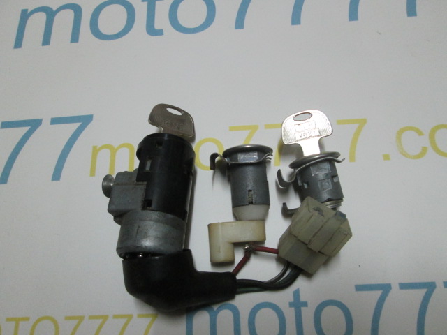 Замок запалювання діо AF 18