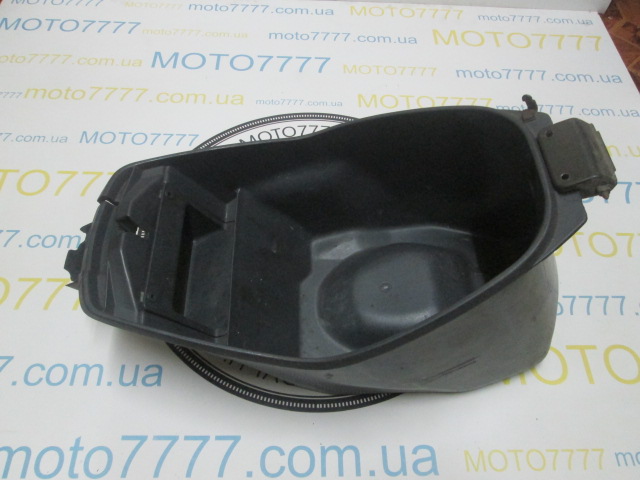 Бардачок під сидінням Honda Dio 27