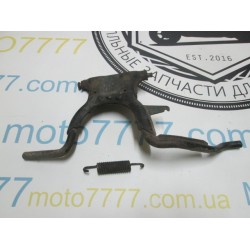 Центральная лапка Honda Dio 27