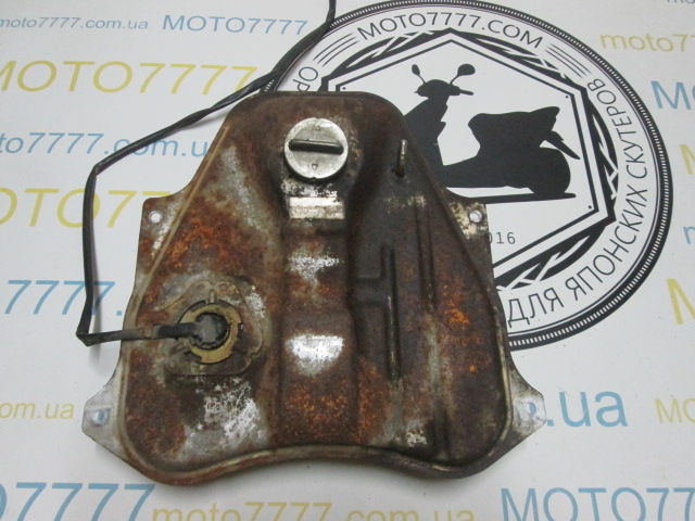 Бензобак Honda Joker