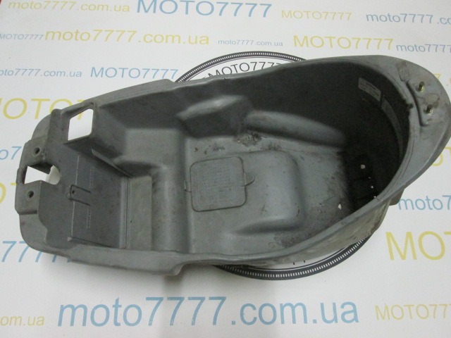 Бардачок під сидіння Honda LEAD AF-20/HF05