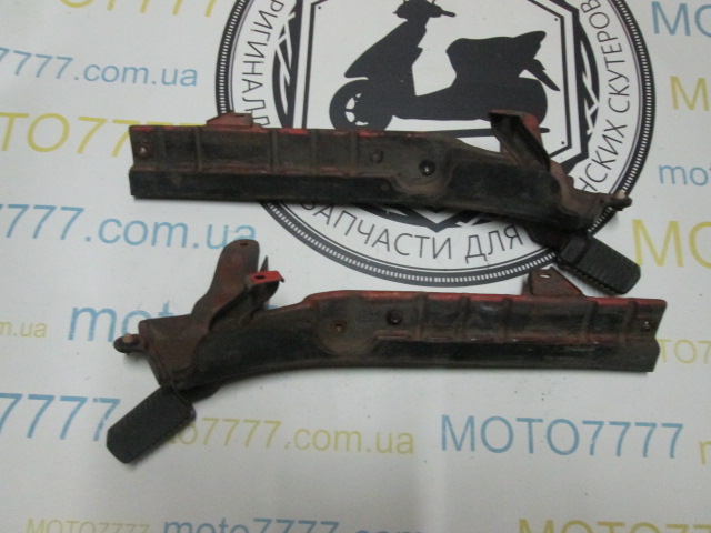 Лапки для пасажира Honda Lead Delux AF01