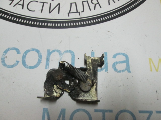 Замок багажника Honda Lead Delux AF01