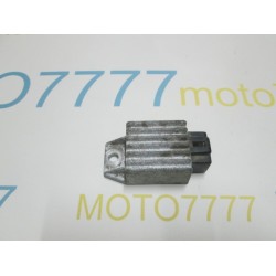 Реле рыгулятор Honda Pal