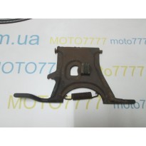 Лапка центральна Honda Tact AF 09