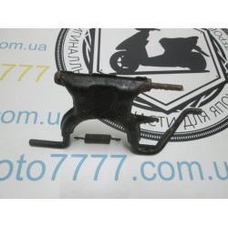 Центральная лапка Honda Tact AF 24