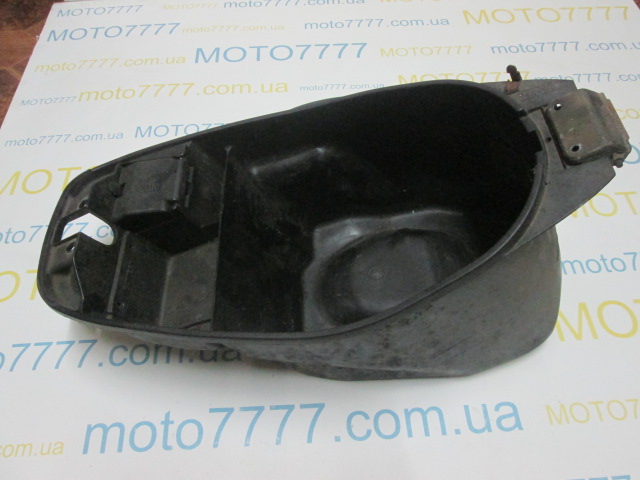 Бардачок під сидіння Honda Tact 30