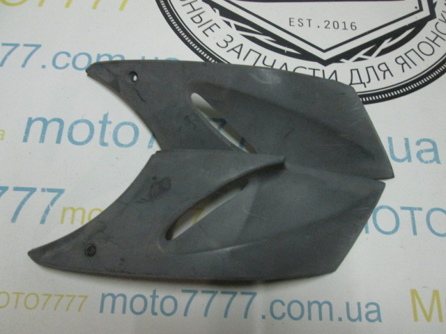 Частина боків Honda Topic AF 38