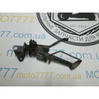 Бічна лапка Honda Topic AF 38