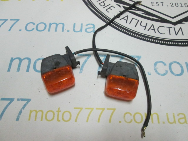 Передние повороты Honda Topic AF 38