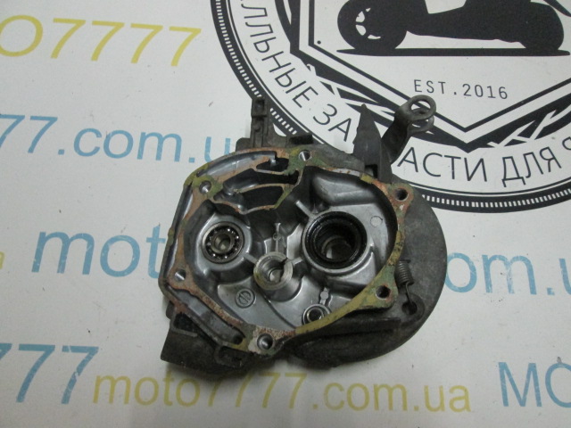 Крышка редуктора Honda Topic AF 38