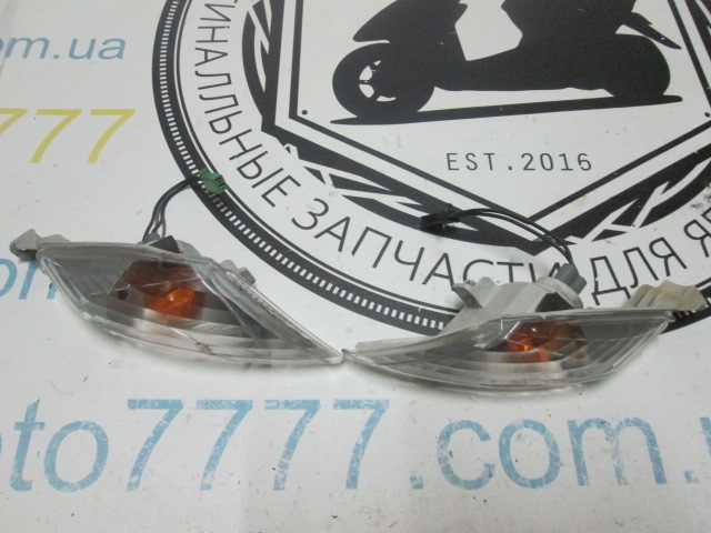 Передні повороти Suzuki Address V50