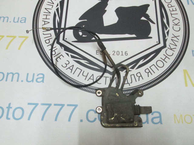 Замок блокування центральної лапки Suzuki Lets 2