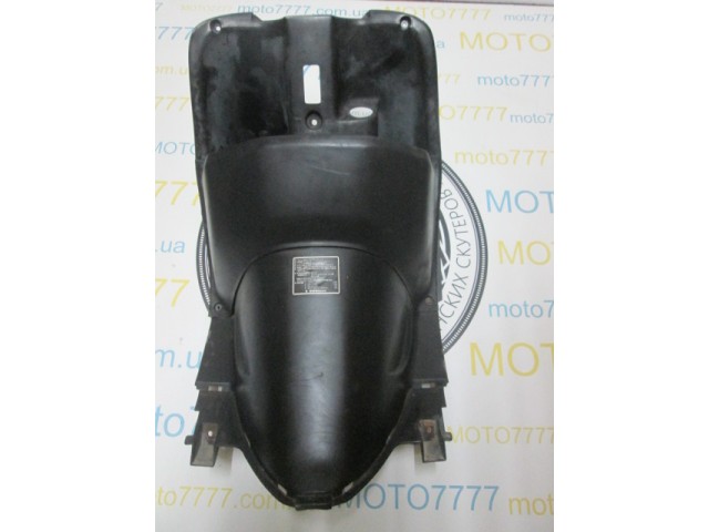 Подгазетник Suzuki Sepia New