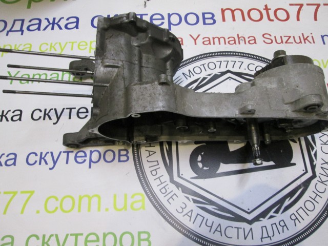 Картера двігателя на suzuki lets 6