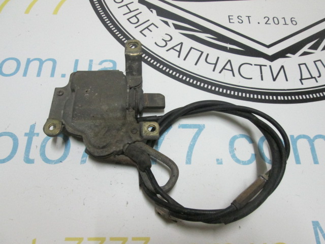 Замок блокировки центральной лапки Suzuki Address 100 