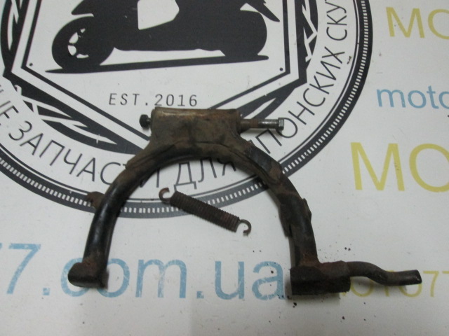 Центральная лапка Suzuki Gemma 50