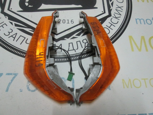 Передние повороти Suzuki Lets 5