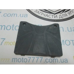 Лючок акб Suzuki Lets 5