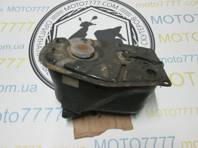 Бензобак Suzuki Mollet