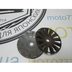 Тарелка переднего вариатора Suzuki Mollet 1