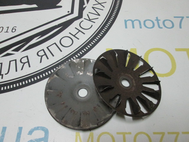 Тарелка переднего вариатора Suzuki Mollet 1