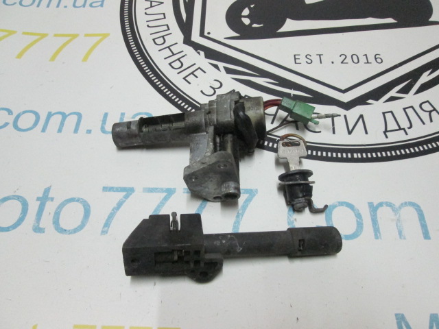 Замки SUZUKI SEPIA