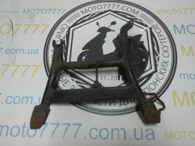 Центральная лапка №2 YAMAHA GEAR 2t