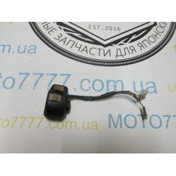 Кнопки справа Yamaha Grand Axis 100