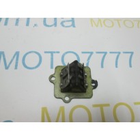 Пелюстки Yamaha Grand Axis 100