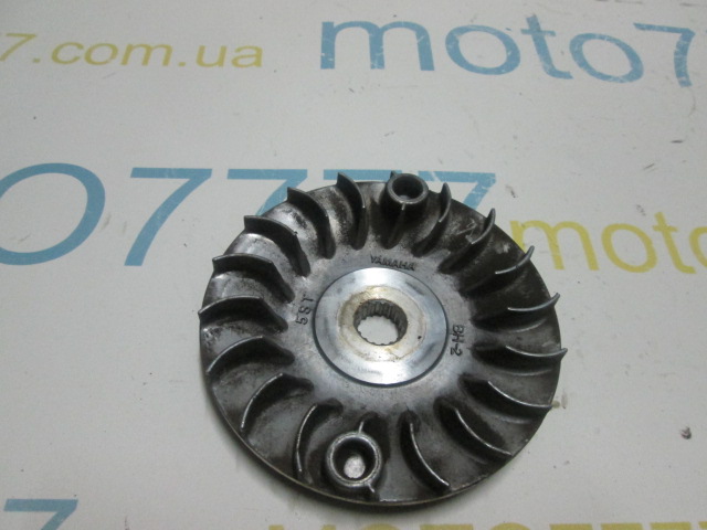 Тарелка переднего вариатора Yamaha Vino SA26